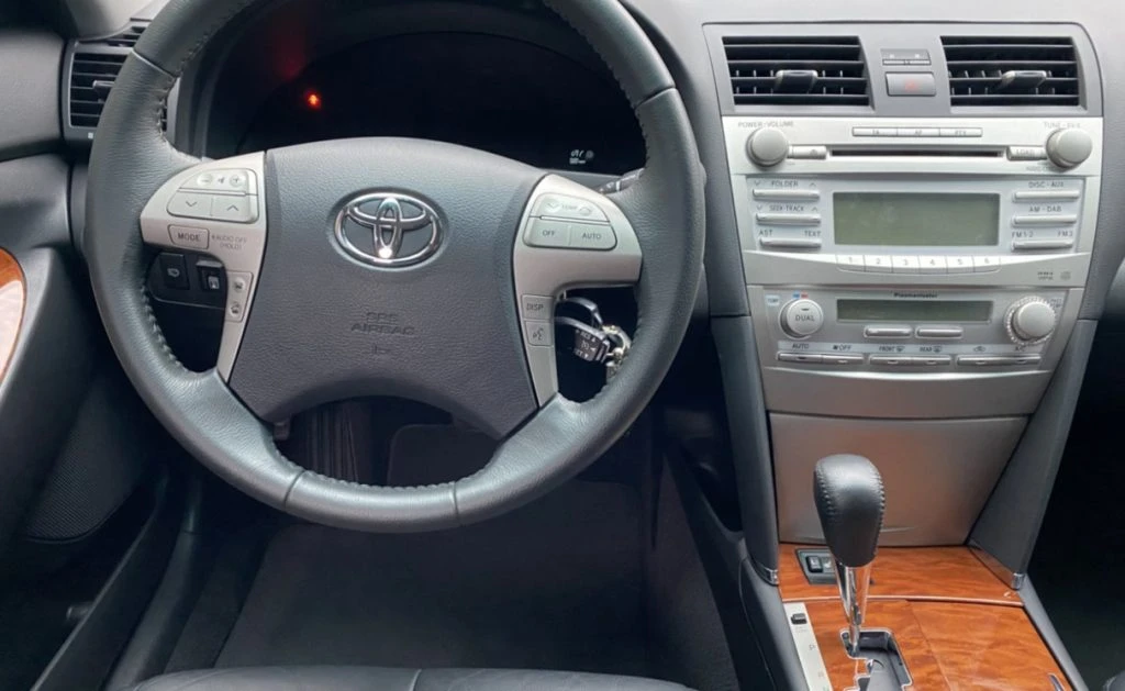 Toyota Camry 2011