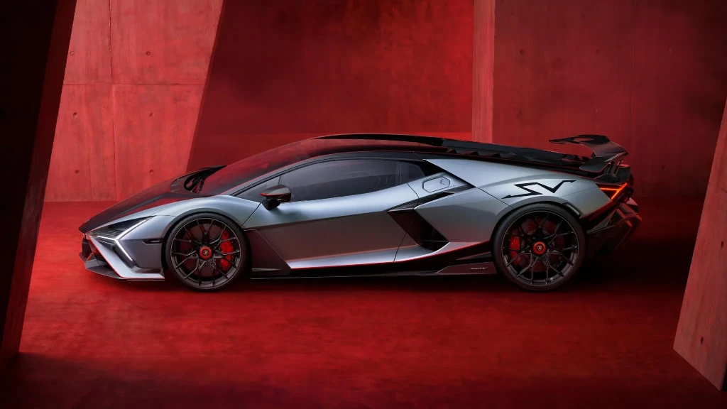 Lamborghini Revuelto SV Lamborghini Revuelto SV